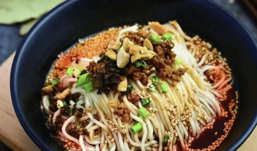 Dan dan mian, plat emblématique du Sichuan